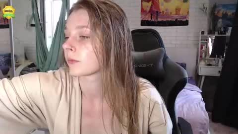 Snapshot of helenundersin chatting on July 2026 10:34:02 AM Helen online show from July 2026 10:34:02 AM