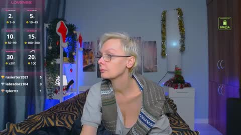 Helga online show from December 2024 01:12:01 AM
