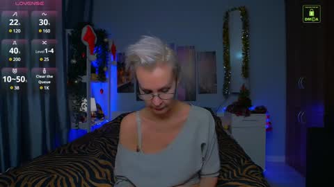 Helga online show from December 2024 10:44:02 PM