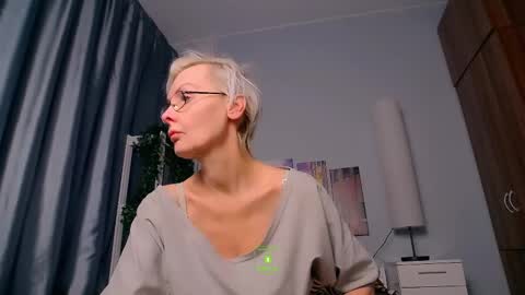 Helga online show from February 2025 06:51:01 AM