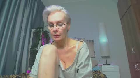 Helga online show from February 2025 11:12:02 PM