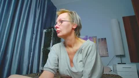 Helga online show from March 2025 01:01:02 AM