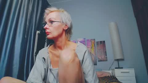 Helga online show from March 2025 11:54:02 PM