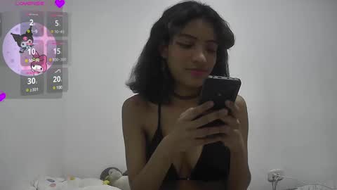 Helia Transfem and Amy online show from December 2024 08:54:02 PM
