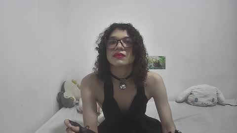 Helia Transfem and Amy online show from December 2024 09:55:02 PM