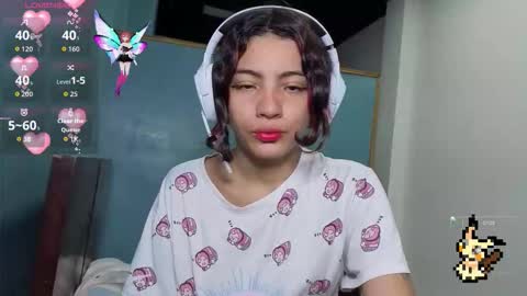 Helia Transfem and Amy online show from November 2025 12:21:01 AM