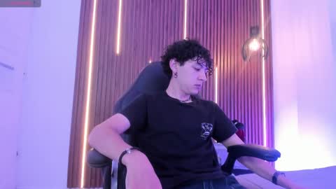 Snapshot of helios_obscuro chatting on September 2025 12:21:02 PM helios_obscuro online show from September 2025 12:21:02 PM