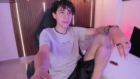 Snapshot of helios_obscuro chatting on October 2025 01:20:01 PM helios_obscuro online show from October 2025 01:20:01 PM