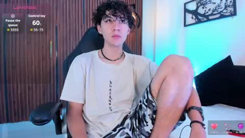 Snapshot of helios_obscuro chatting on October 2025 12:25:01 PM helios_obscuro online show from October 2025 12:25:01 PM