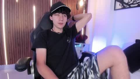 Snapshot of helios_obscuro chatting on October 2025 03:29:01 AM helios_obscuro online show from October 2025 03:29:01 AM