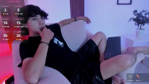 Snapshot of helios_obscuro chatting on October 2025 04:05:02 AM helios_obscuro online show from October 2025 04:05:02 AM