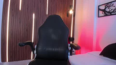 Snapshot of helios_obscuro chatting on November 2025 01:08:01 AM helios_obscuro online show from November 2025 01:08:01 AM