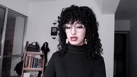 Snapshot of hell_666_xxx chatting on October 2025 12:44:01 AM cher online show from October 2025 12:44:01 AM