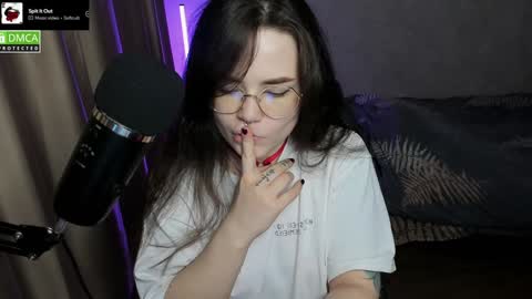 Red online show from December 2024 08:27:02 PM