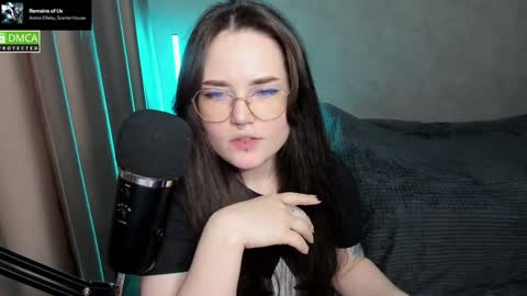 Red online show from January 2025 09:18:02 PM