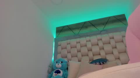 hellen_amazing online show from December 2024 07:51:02 AM