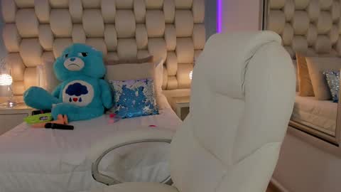 hellen_amazing online show from December 2024 06:35:02 AM