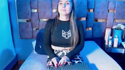 Hellen.  online show from March 2026 11:21:02 AM