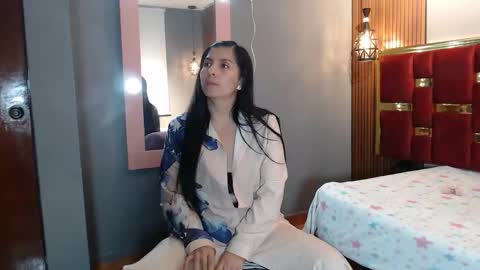 Snapshot of hellen_mark chatting on April 2026 11:25:02 AM Hellen. online show from April 2026 11:25:02 AM