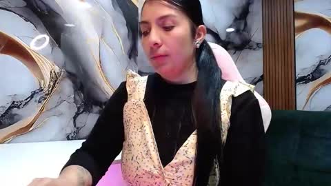 Snapshot of hellen_mark chatting on June 2026 10:58:02 AM Hellen. online show from June 2026 10:58:02 AM