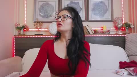    online show from February 2025 04:00:02 AM