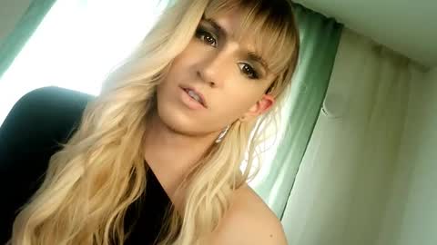 Snapshot of hellenspellman chatting on March 2025 07:52:01 AM Helen Spellman online show from March 2025 07:52:01 AM