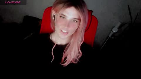 Snapshot of hellenspellman chatting on October 2025 03:11:01 PM Helen Spellman online show from October 2025 03:11:01 PM