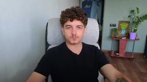Snapshot of hellish_sugar chatting on July 2026 06:55:02 AM Remy online show from July 2026 06:55:02 AM
