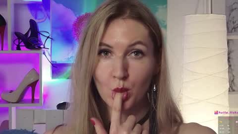 Alisia  Monday to Friday from 10 am to 4 pm GMT 2 online show from January 2025 11:22:02 AM