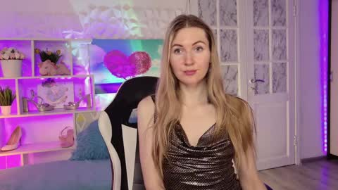 Alisia  Monday to Friday from 10 am to 4 pm GMT 2 online show from February 2025 03:08:02 PM