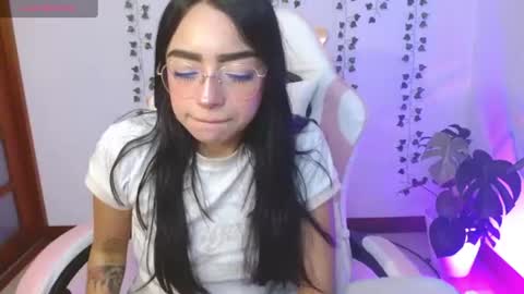 hellokitty_valery1 online show from July 2026 02:38:02 AM