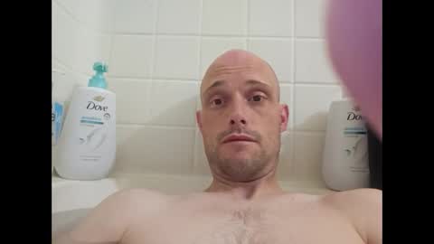 helloladysandgents online show from April 2026 06:36:01 AM