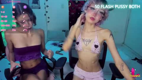 Snapshot of helloskinnygirls chatting on December 2024 02:41:02 AM Raven and Momo online show from December 2024 02:41:02 AM