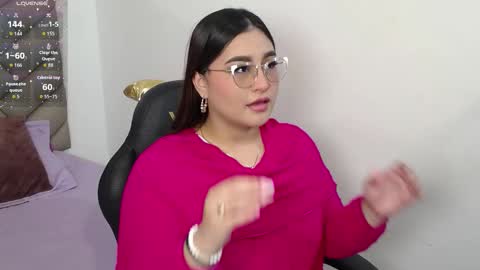 Snapshot of heluejamil chatting on October 2025 07:56:02 PM Zahira online show from October 2025 07:56:02 PM