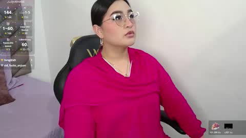 Snapshot of heluejamil chatting on October 2025 08:24:02 PM Zahira online show from October 2025 08:24:02 PM