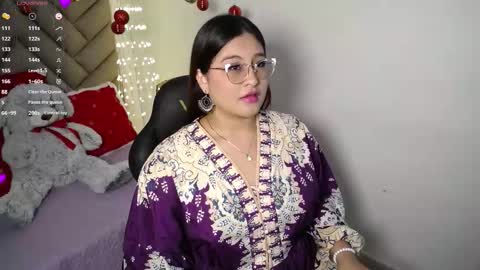 Snapshot of heluejamil chatting on November 2025 01:39:02 AM Zahira online show from November 2025 01:39:02 AM