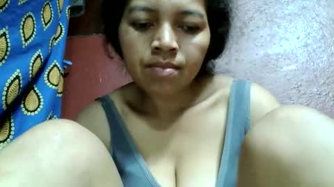 henitsaldy online show from October 2025 05:44:02 PM