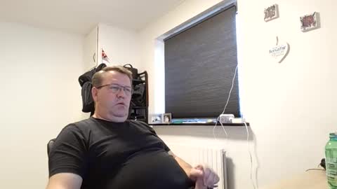 henrikrp1971 online show from January 2025 01:03:01 PM