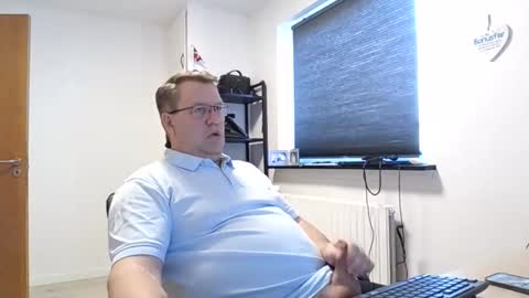 henrikrp1971 online show from March 2025 11:51:01 AM