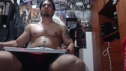 Snapshot of henry_barbarian_ chatting on January 2025 11:46:01 PM Henry Barbarian online show from January 2025 11:46:01 PM