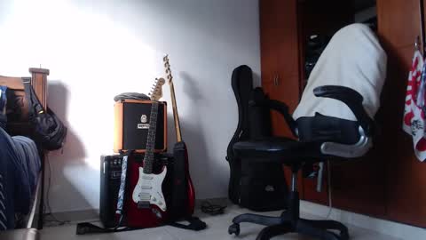 Snapshot of henry_barbarian_ chatting on February 2025 12:32:02 PM Henry Barbarian online show from February 2025 12:32:02 PM