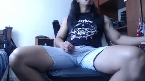 Snapshot of henry_barbarian_ chatting on February 2025 03:38:01 PM Henry Barbarian online show from February 2025 03:38:01 PM