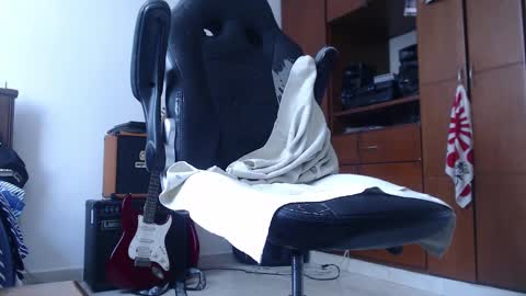 Snapshot of henry_barbarian_ chatting on March 2025 05:05:01 PM Henry Barbarian online show from March 2025 05:05:01 PM