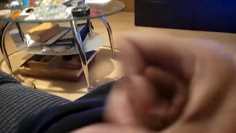 Henrybones online show from October 2025 06:03:01 AM