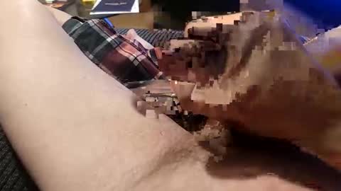 Henrybones online show from October 2025 06:17:01 PM