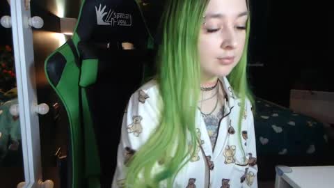 Hentaishiing online show from March 2025 04:35:01 PM