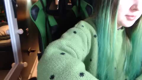 Hentaishiing online show from November 2025 10:19:02 PM