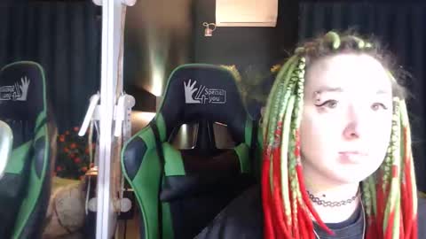 Hentaishiing online show from April 2026 05:47:02 PM