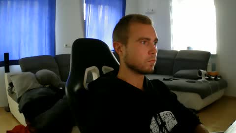 John Pearl online show from October 2025 10:03:01 AM