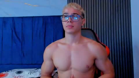 Snapshot of hercules_12345 chatting on April 2026 03:29:01 PM Hercules online show from April 2026 03:29:01 PM